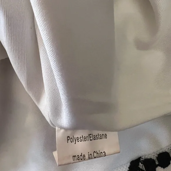 Elegant Geometric Backless Dress - Picture 5 of 5